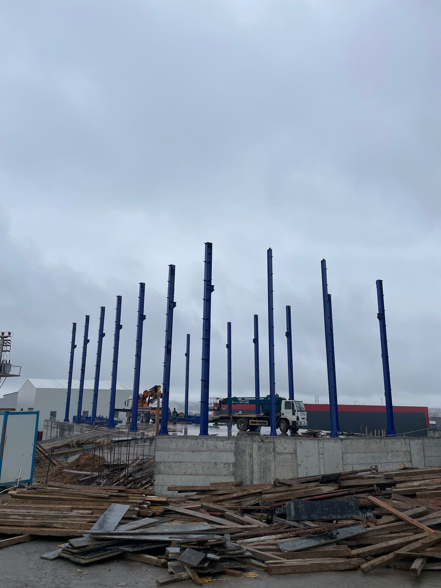 f8215d0e-4c44-459b-8ddd-644975768954